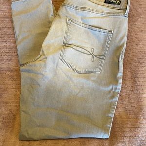 High rise Ankle skinny Jean with zipper detail 14